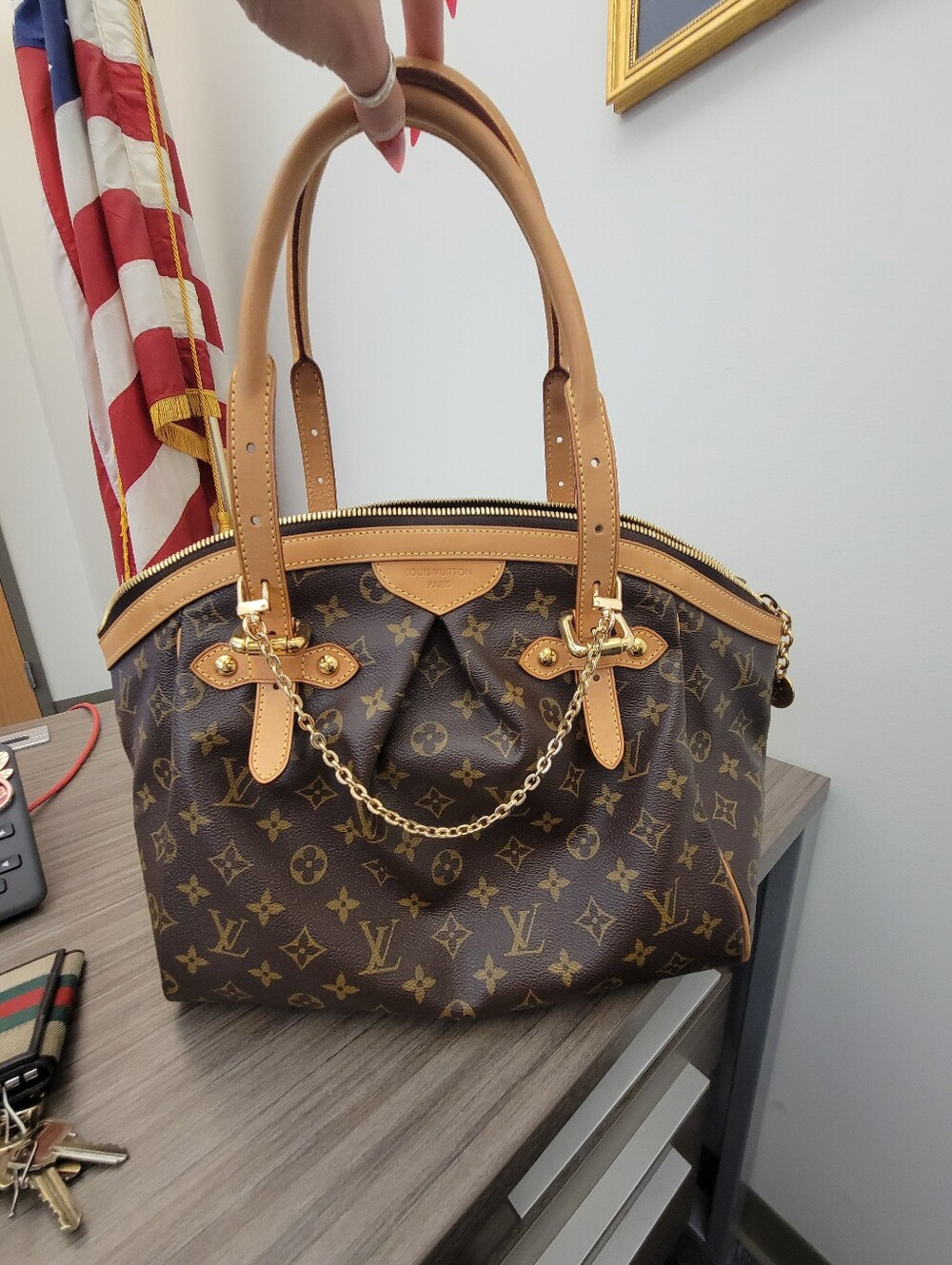 Louis Vuitton Tivoli GM Tote Bag